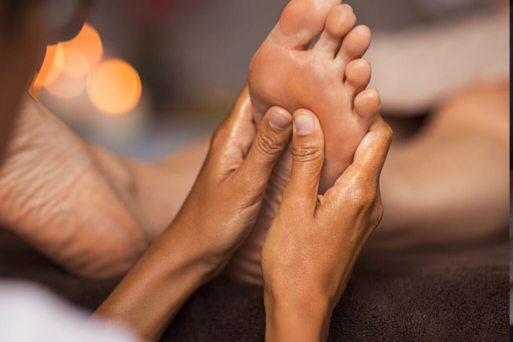 in home foot pampering massage for seniors